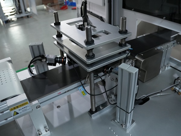 CCD視覺(jué)檢測(cè)設(shè)備,CCD檢測(cè)設(shè)備,視覺(jué)檢測(cè)設(shè)備廠家